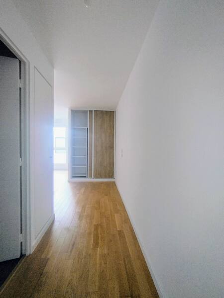 A louer - Studio sans perte de place dans immeuble neuf