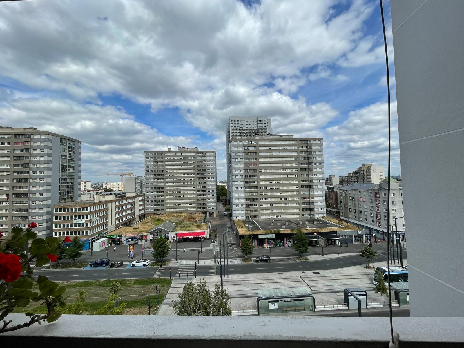 A LOUER -  VITRY-SUR-SEINE (94) grand studio meublé 39M² proche métro 15 et T9