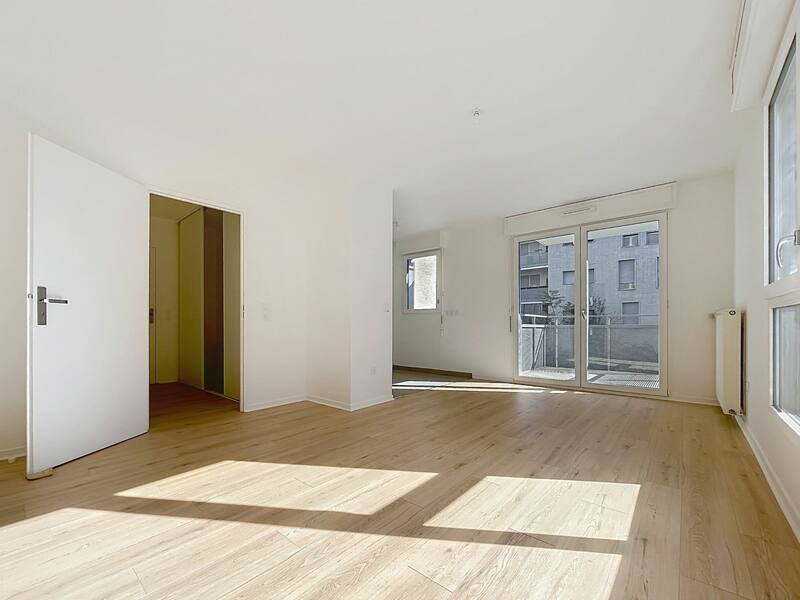 A LOUER -  IVRY-SUR-SEINE (94) grand appartement 73 M² proche RER C 